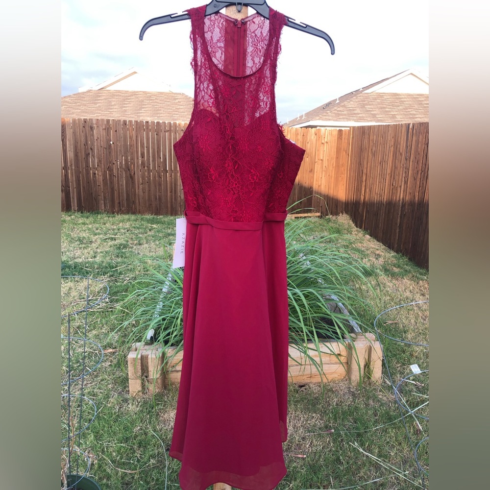 Bridesmaid dress - Azazie - color burgundy- size A8 (see tag for measurements)